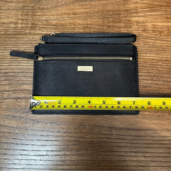 Kate Spade Small Black Wristlet / Clutch - Picture 6 of 6